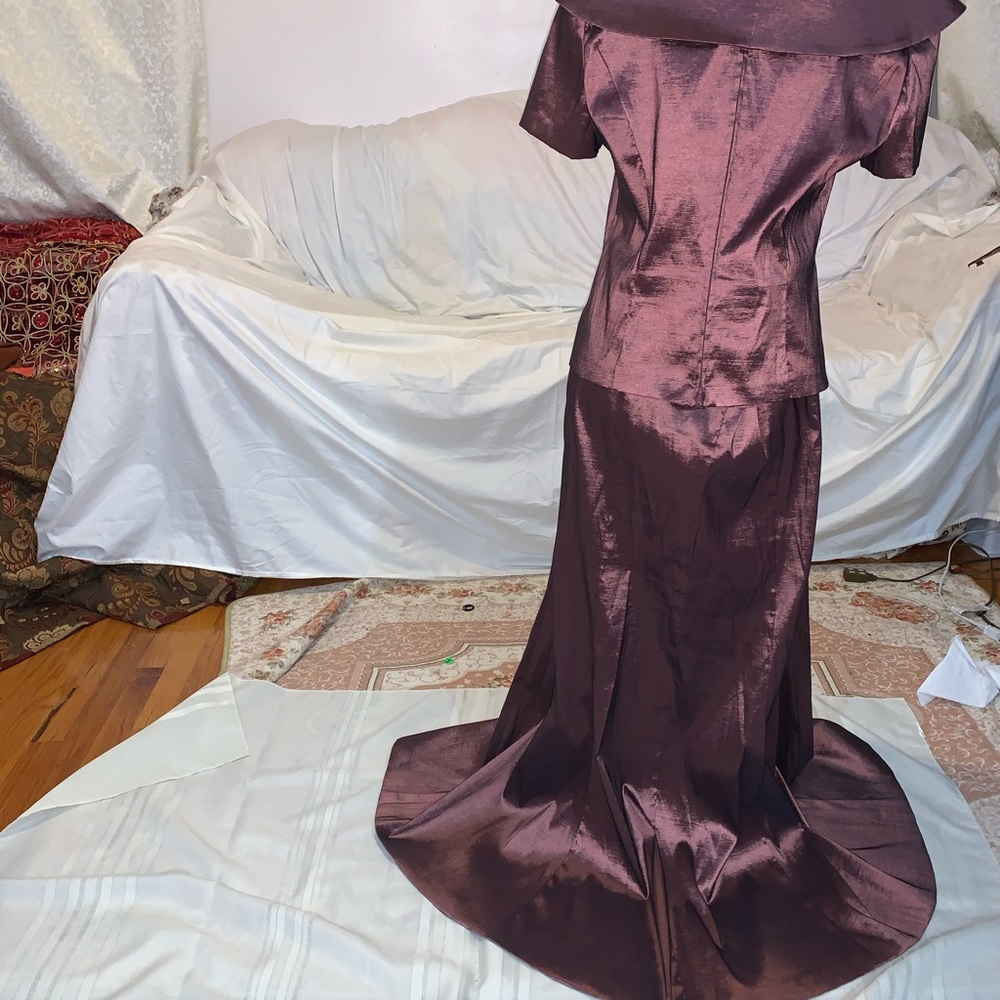 Dress - Picture 2 of 4